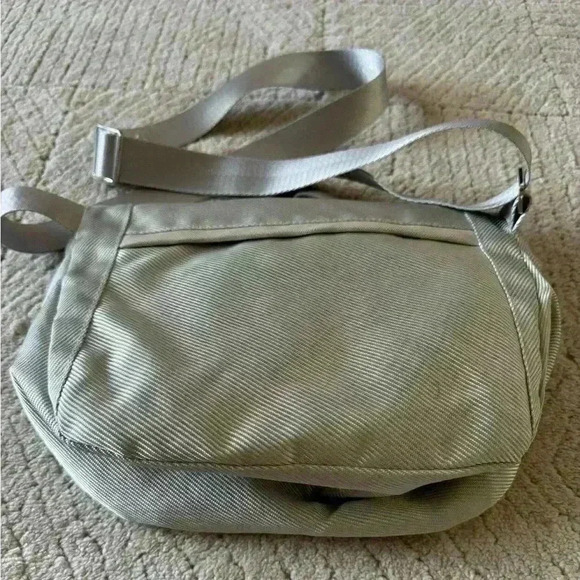 Doterra crossbody bag - Picture 4 of 8